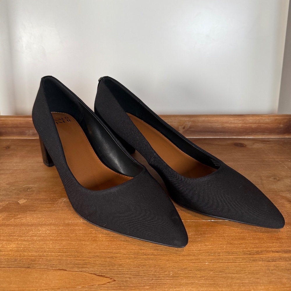 Donald Pliner Black Stephani Pump Size 9.5M